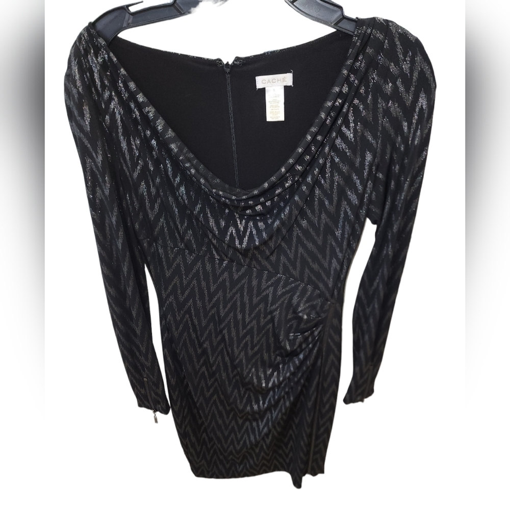 CACHE BLACK/SILVER RUSHED LONG SLEEVE SIDE ZIPPER SWOOP NECK DRESS